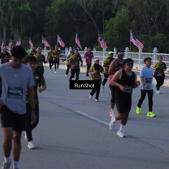 Runner Photo 7112524