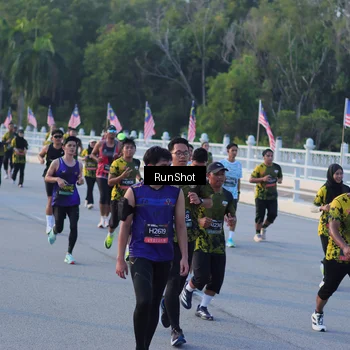 Runner Photo 7112531
