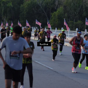 Runner Photo 7112534