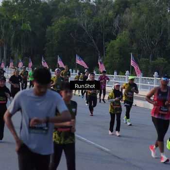 Runner Photo 7112536
