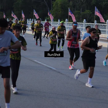 Runner Photo 7112540