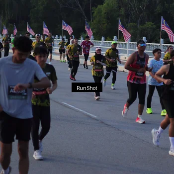 Runner Photo 7112551