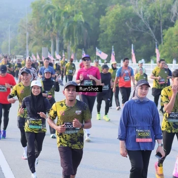 Runner Photo 7114323