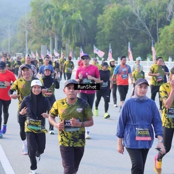 Runner Photo 7114326