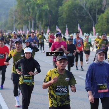 Runner Photo 7114328