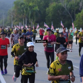 Runner Photo 7114330