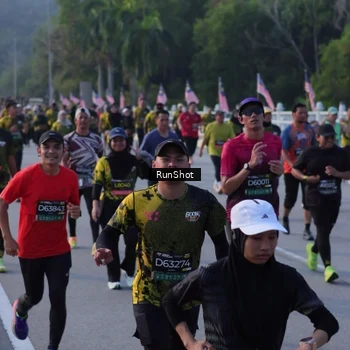 Runner Photo 7114335