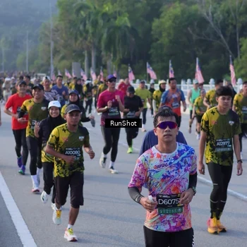 Runner Photo 7114336