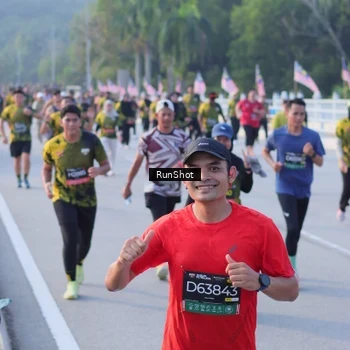 Runner Photo 7114350
