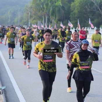 Runner Photo 7114359