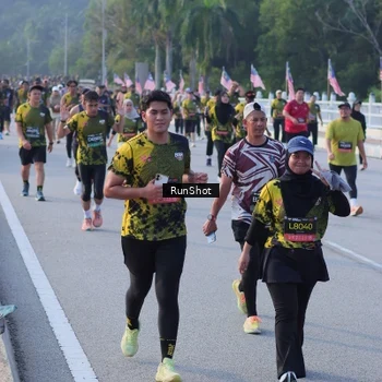 Runner Photo 7114360