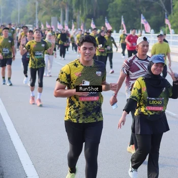 Runner Photo 7114373