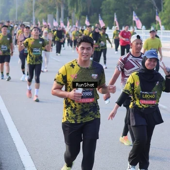 Runner Photo 7114374