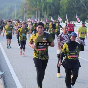 Runner Photo 7114379