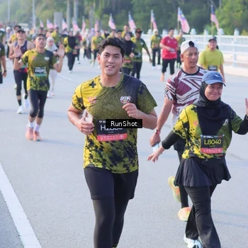 Runner Photo 7114384