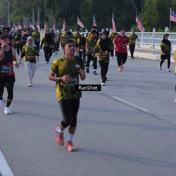 Runner Photo 7114397