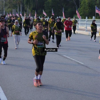 Runner Photo 7114399