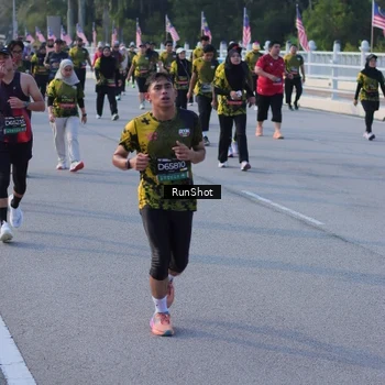 Runner Photo 7114403