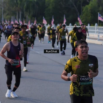 Runner Photo 7114406