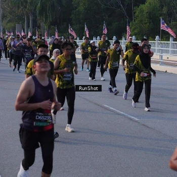 Runner Photo 7114413