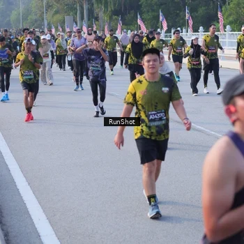Runner Photo 7114425