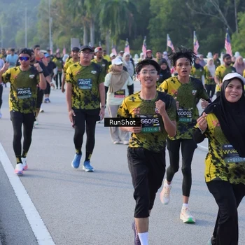 Runner Photo 7114433
