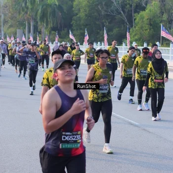 Runner Photo 7114436