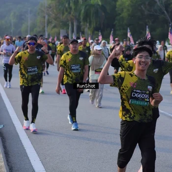 Runner Photo 7114438