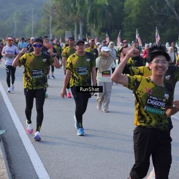 Runner Photo 7114439