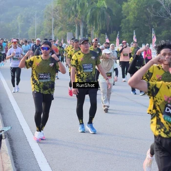 Runner Photo 7114440