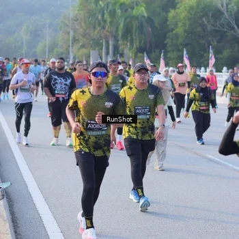 Runner Photo 7114448