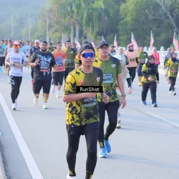 Runner Photo 7114453