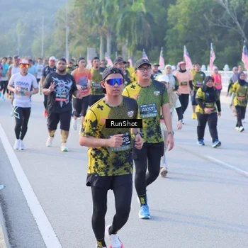 Runner Photo 7114454