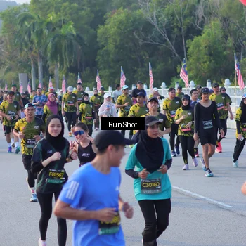 Runner Photo 7117752