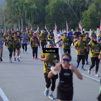 Runner Photo 7117766