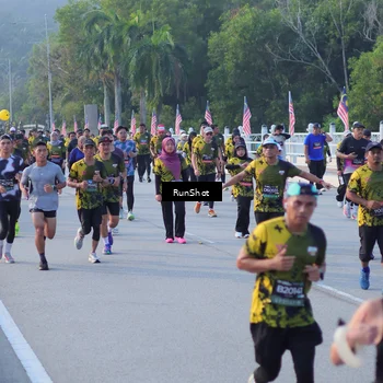 Runner Photo 7117767