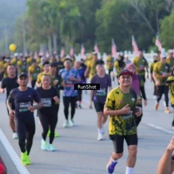 Runner Photo 7117778
