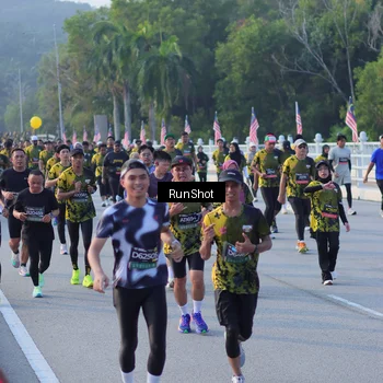 Runner Photo 7117782