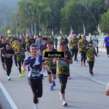 Runner Photo 7117783