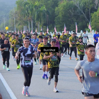 Runner Photo 7117784