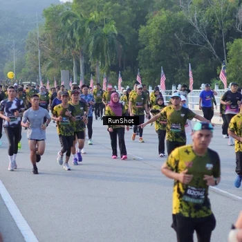 Runner Photo 7117790
