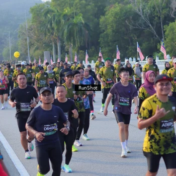 Runner Photo 7117795