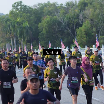 Runner Photo 7117799