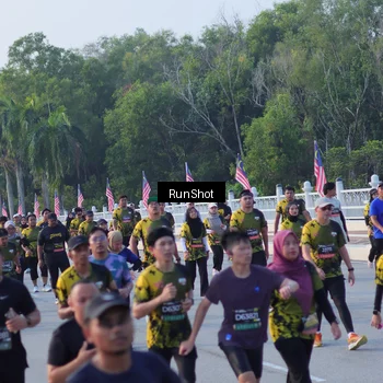 Runner Photo 7117801