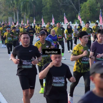 Runner Photo 7117812