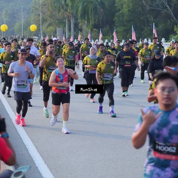 Runner Photo 7117833