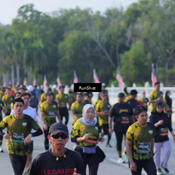 Runner Photo 7117855