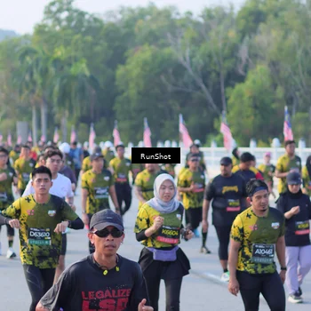 Runner Photo 7117858