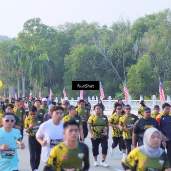 Runner Photo 7117861