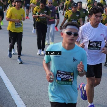 Runner Photo 7117880